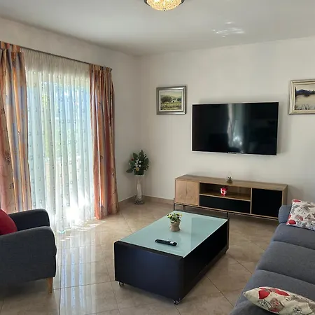 Apartment Cozy Lenny *